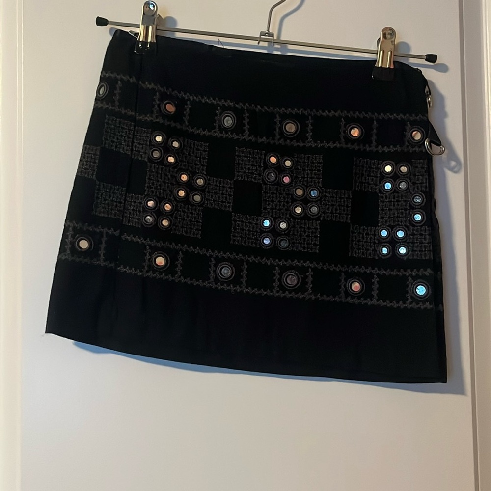 Free People Black Mini Micro Mini Skirt Mirror Embroidered Boho Wrap Size 2